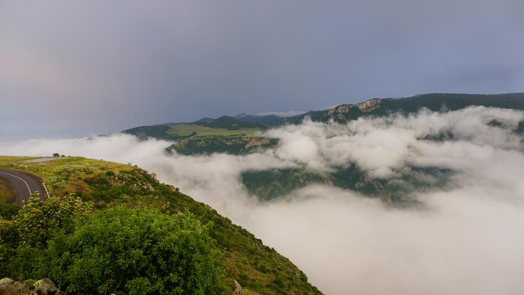 Wings Of Tatev Private Villa Алидзор Экстерьер фото
